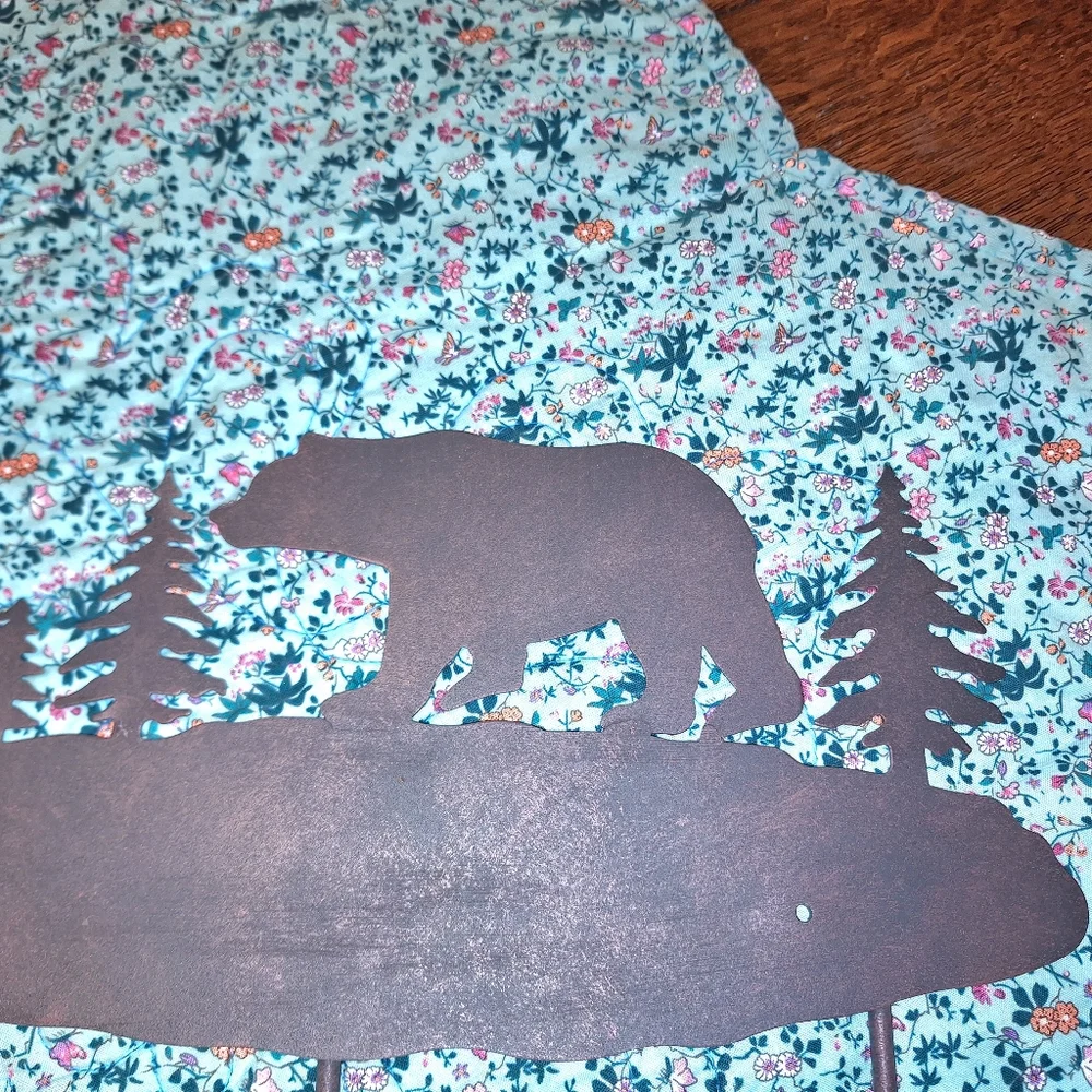 Metal, Plasma Cut, Rustic Bear in Forest Wall Hooks, NWOT