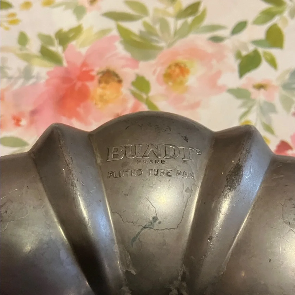 Northland Aluminum Products, Inc. heavy cake vintage